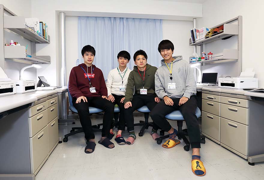 学習室(白樺寮)